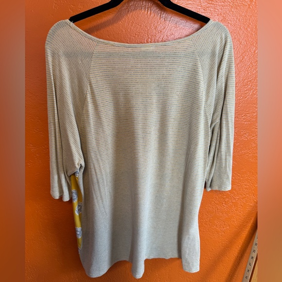2X StitchFix top by Kaileigh. Comfortable and cool! - Picture 2 of 3